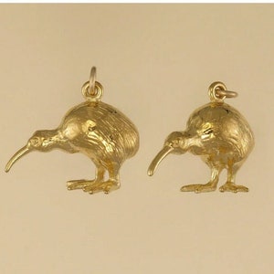 GOLD PLATED or STERLING Silver Kiwi Charm Pendant Gift for Him Her Mom Mother&#39;s Day Dad Father&#39;s Day Boyfriend Girlfriend Husband Wife
