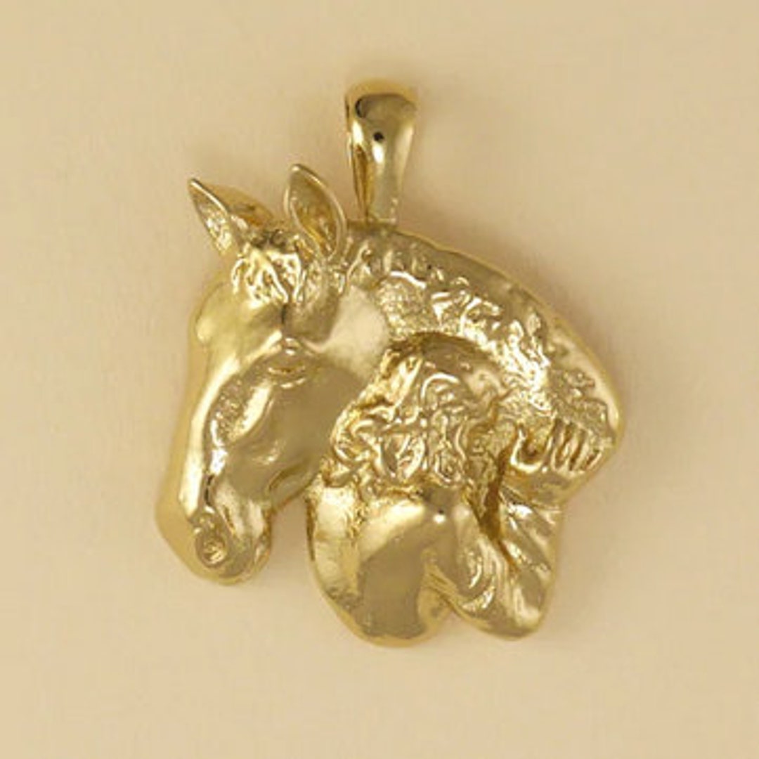 Ciondolo con ciondolo a forma di ragazza e cavallo in argento STERLING o PLACCATO ORO, regalo per lui, per la sua mamma, per la festa della mamma, per il papà, per il