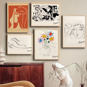 Pablo Picasso Set of 5 Print, Gallery Wall Art Set of 5 Poster, Exhibition Poster Gallery, Picasso Kiss Print, Picasso Cat and Flower Bundle