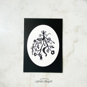Sprig Of Rue、Cimaruta、カード - 5x7 アーカイブフレームカード、Print Chapel によるデザイン