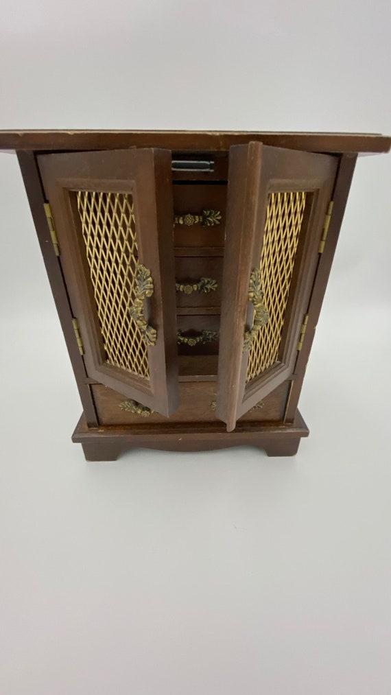 Wire Cabinet Jewellery Box With Musical Drawers. - image 6