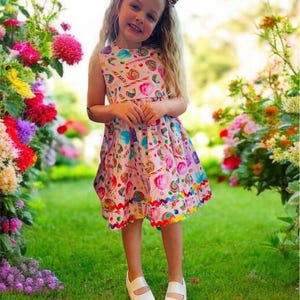 Handmade Candy Twirl Dress: Girls&#39; Cotton Birthday Party Dress