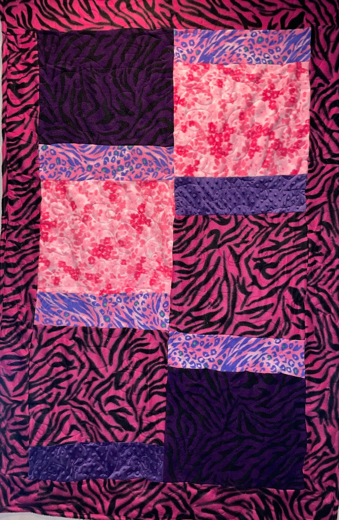 Fleece Quilt/animal Print Quilt, Soft Quilt, Lap Quilts, Quilts for