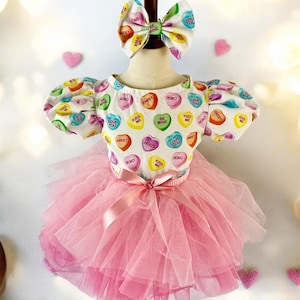 Valentine&#39;s Day Tutu Outfit: Candy Heart Shirt, Pink Tulle, Hair Bow