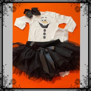 Olaf-inspired baby costume - blupatterns