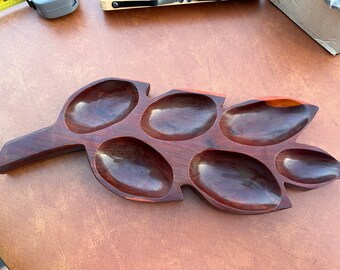 Vintage Wooden Tropical Leaf Shaped Serving Snack Dish Tray 19"