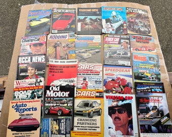 Kavel van 24 gemengde tijdschriften - sportwagens, oude motor, stockwagen, speedgear