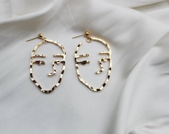 Gold Minimale Portrait Face  Ohrringe | Abstrakter Stil | Einzigartige  | Picasso-Stil Ohrringe  | Minimalistisch  |  Berlin  |  Artsy