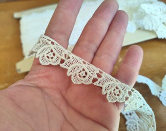 Vintage Floral Lace Trim Ivory Cotton Vintage Sewing Lace Trim 18 Yards on Store Card