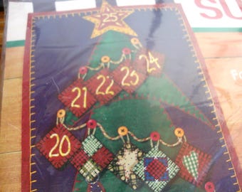 Vintage Felt Applique Advent Calendar Kit: Sunset Christmas Tree, 1996 Dimensions