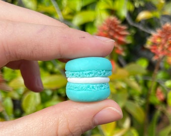 Turquoise macaron, polymer clay, polymer clay