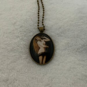 Pre-raphaelite Art Print Pendant Necklace Lilith John Collier - Etsy