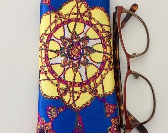 Glasses Case  - Silky/vibrant pattern/Padded/Made in Italy
