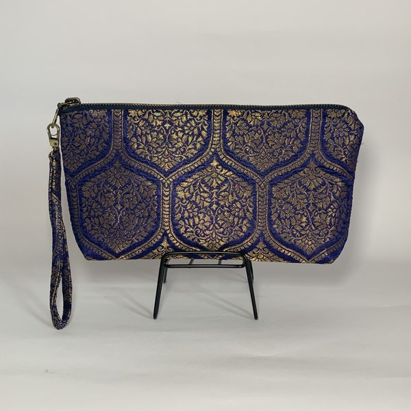 Clutch Bag in Indian Brocade Fabric /Pochette/Wristlet/Evening Bag/Handbag/Satin Lining/Evening purse/Ceremonies