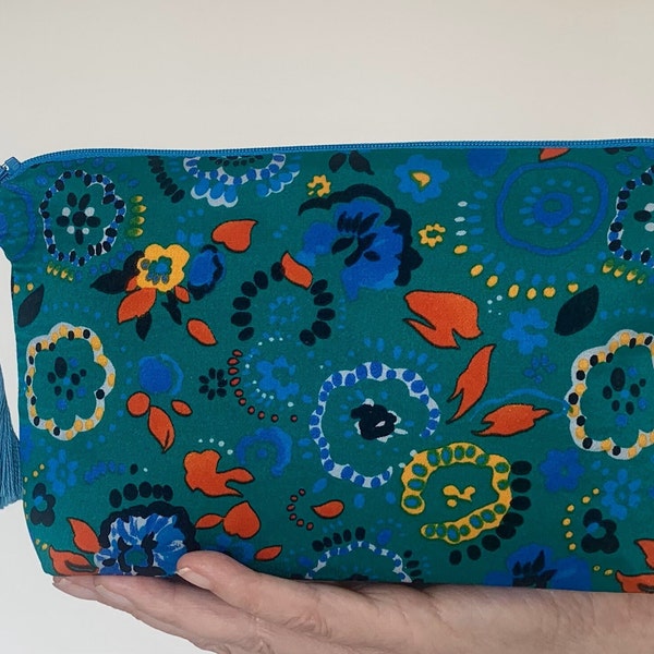 Silk Zipped Case/Clutch/Pochette/Made in Italy/Travel Essentials/Satin Lining/Beauty bag