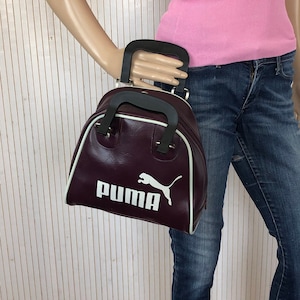 Mini Vintage Puma Tasche Burgund und Weiß Kleine Bowlingtasche 90er Damentasche Sport Mini Handtasche