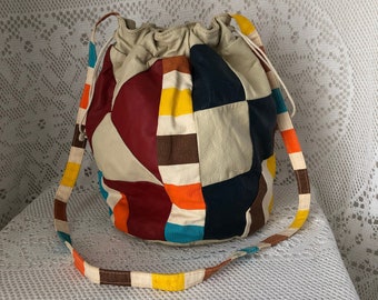 Sac Patchwork vintage Sac seau en cuir Femme Sac Multicolore Made in Italie Sac bandoulière coloré