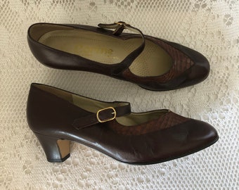 Escarpins à bride Vintage Chaussures Made in France Escarpins marron P.6 1/2 Corine Détente Chaussures à talon rétro