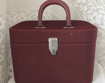 Vanity Case Velours bordeaux Vintage Trousse de voyage Trousse de toilette années 70 Sac de Transport