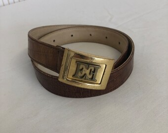Escada Vintage Brown Leather Belt for Women Rectangular Gold  display picture 1