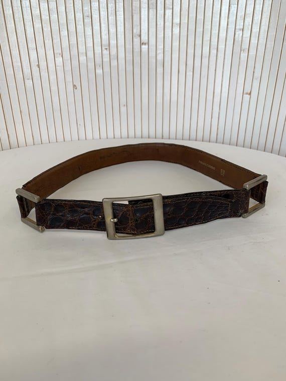 Vintage Genuine Crocodile Belt Brown Leather Beautiful  display picture 3