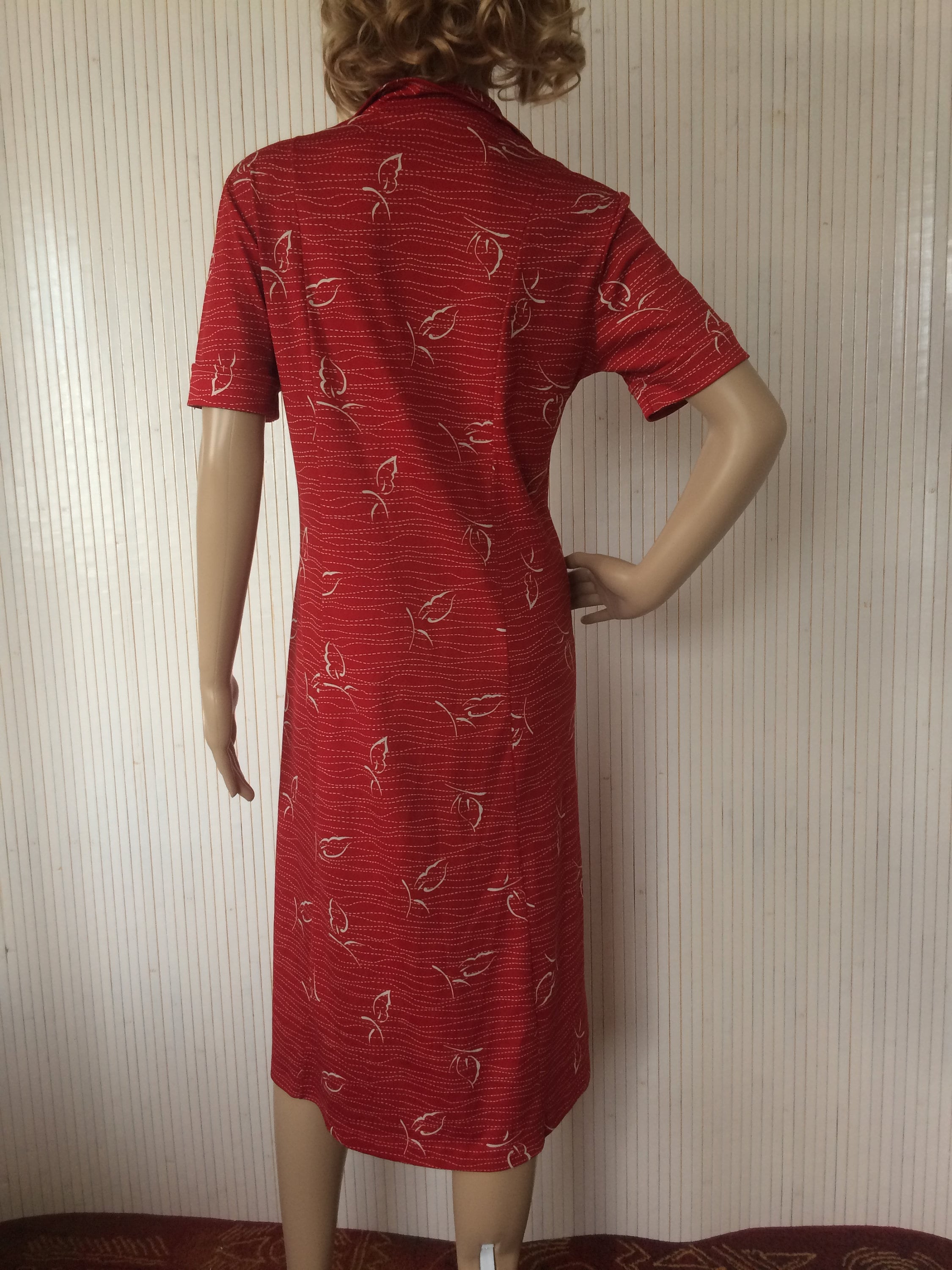 Vintage rotes Kleid mit kurzen Ärmeln Muster - Etsy