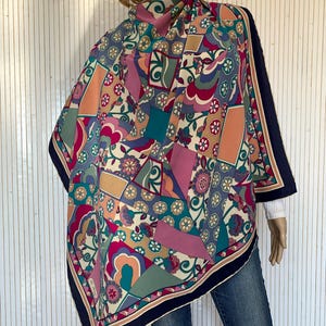 Vintage Silk Square Scarf Via Veneto Roma Beautiful Colorful Abstract Pattern Scarf Elegant Woman Gift Hand Rolled Silk Italy