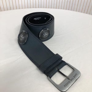 Save the Queen Belt - Etsy display picture 2