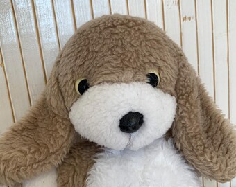 垂れ耳のヴィンテージ犬用ぬいぐるみ、ライトブラウンとホワイト