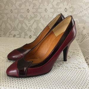 Vintage Women&#39;s Pumps Carvin Heeled Shoes Burgundy Leather Pumps Size 2 (35 Fr) Made in France