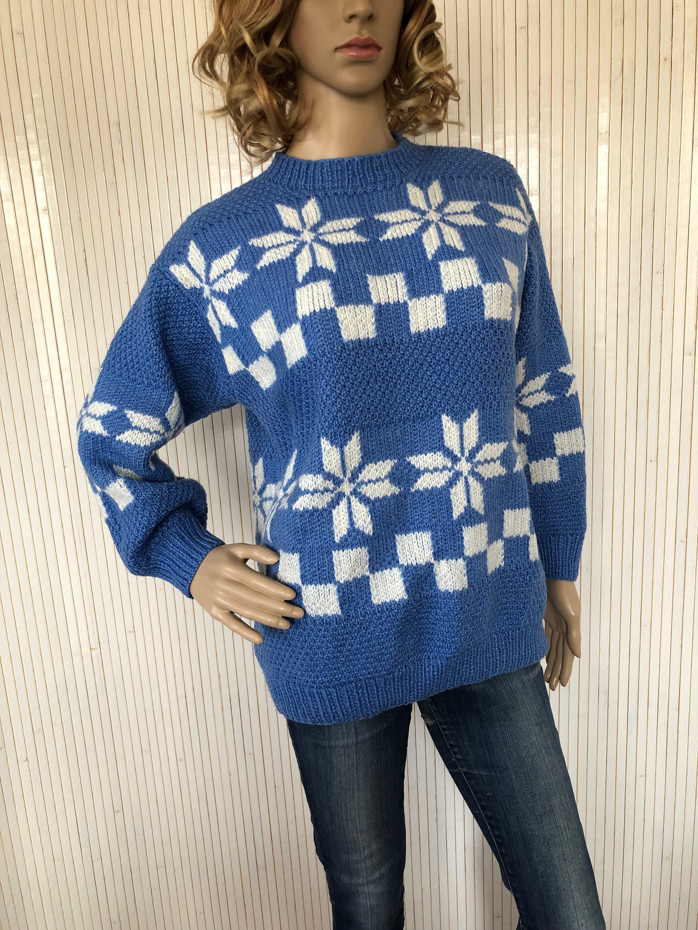 Woolen Knitted Sweater Women Vintage Blue and White Snowflake