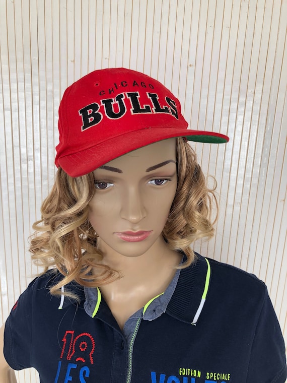 Chicago Bulls Vintage Cap Official NBA Product Starter the Chicago Bulls Vintage Cap Official NBA Product Starter the