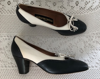 Tweekleurige vintage pumps Dames Schoenen met hak Sidonie Larizzi Leren pumps Maat 35,5 Gemaakt in Italië