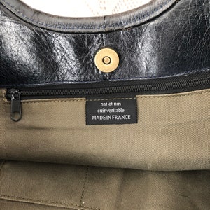 Vintage soft leather bag Nat et Nin bag Black aged look Women's flat handbag Tote bag Round handles Made in France Minimalist bag image 5