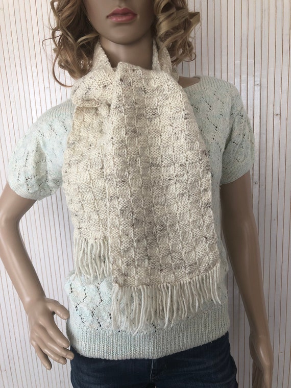 Beige hand knitted wool scarf Vintage Granny squa… - image 2