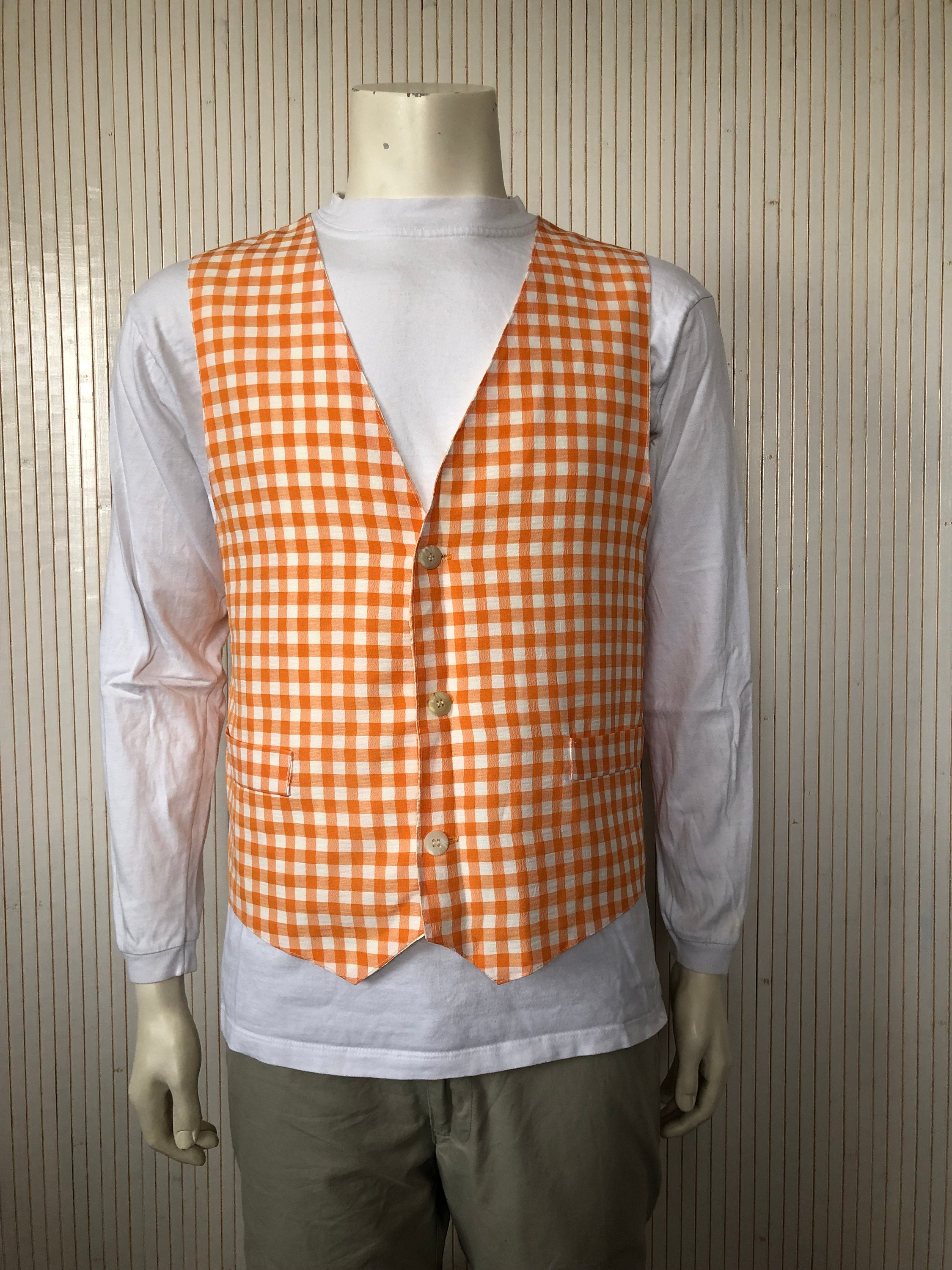 Are You Different×6(ROKU) NEWSPAPER VEST 別注】＜Are You Different×6(ROKU)＞NEWSPAPER VEST/ベスト