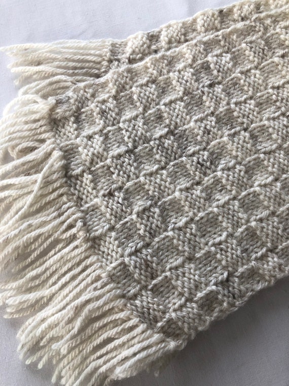 Beige hand knitted wool scarf Vintage Granny squa… - image 9