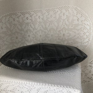 Vintage soft leather bag Nat et Nin bag Black aged look Women's flat handbag Tote bag Round handles Made in France Minimalist bag image 8