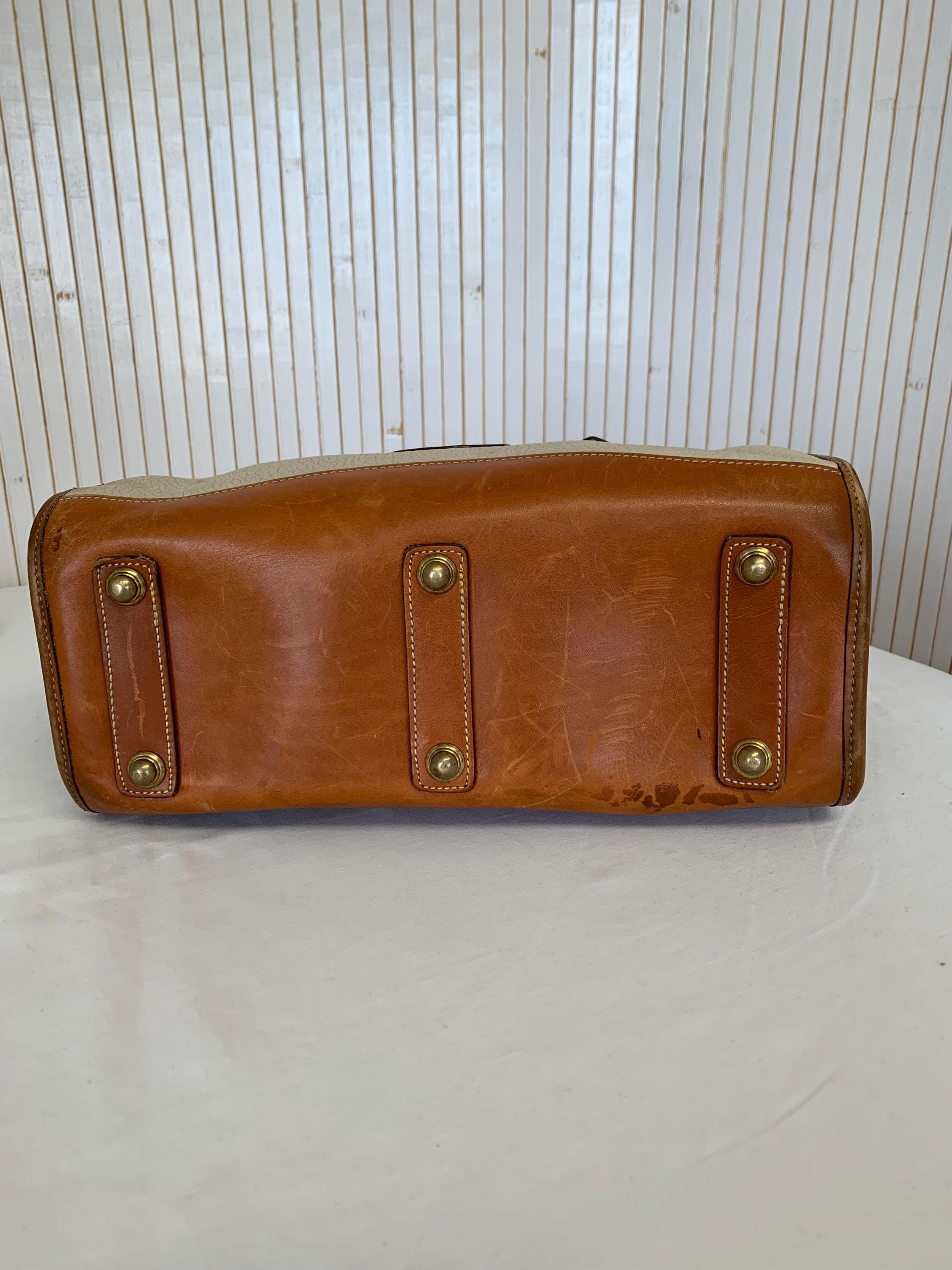 Dooney & Bourke ヴィンテージ レディースバッグ ベージュグレイン 