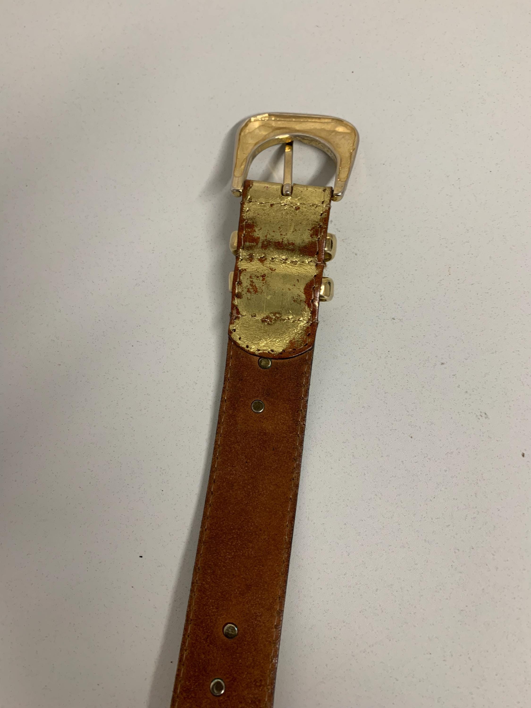 Vintage Womens Brown Leather Belt Gold Toned Elephant Figurea 26-31 Inches Vintage Gold Belt Decorated With Elephant, Women main image 2