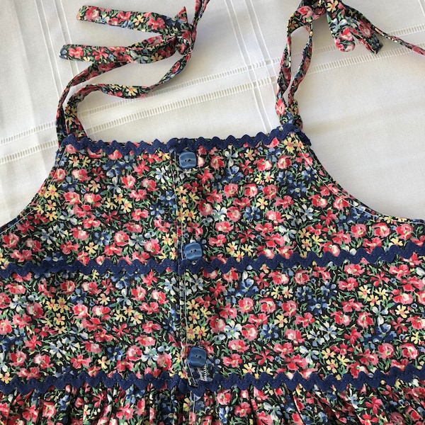 Robe Fleurie Vintage Fille Robe d'été Robe Enfant 6 ans Robe fendue tissu Liberty Robe à bretelle Robe ouverte