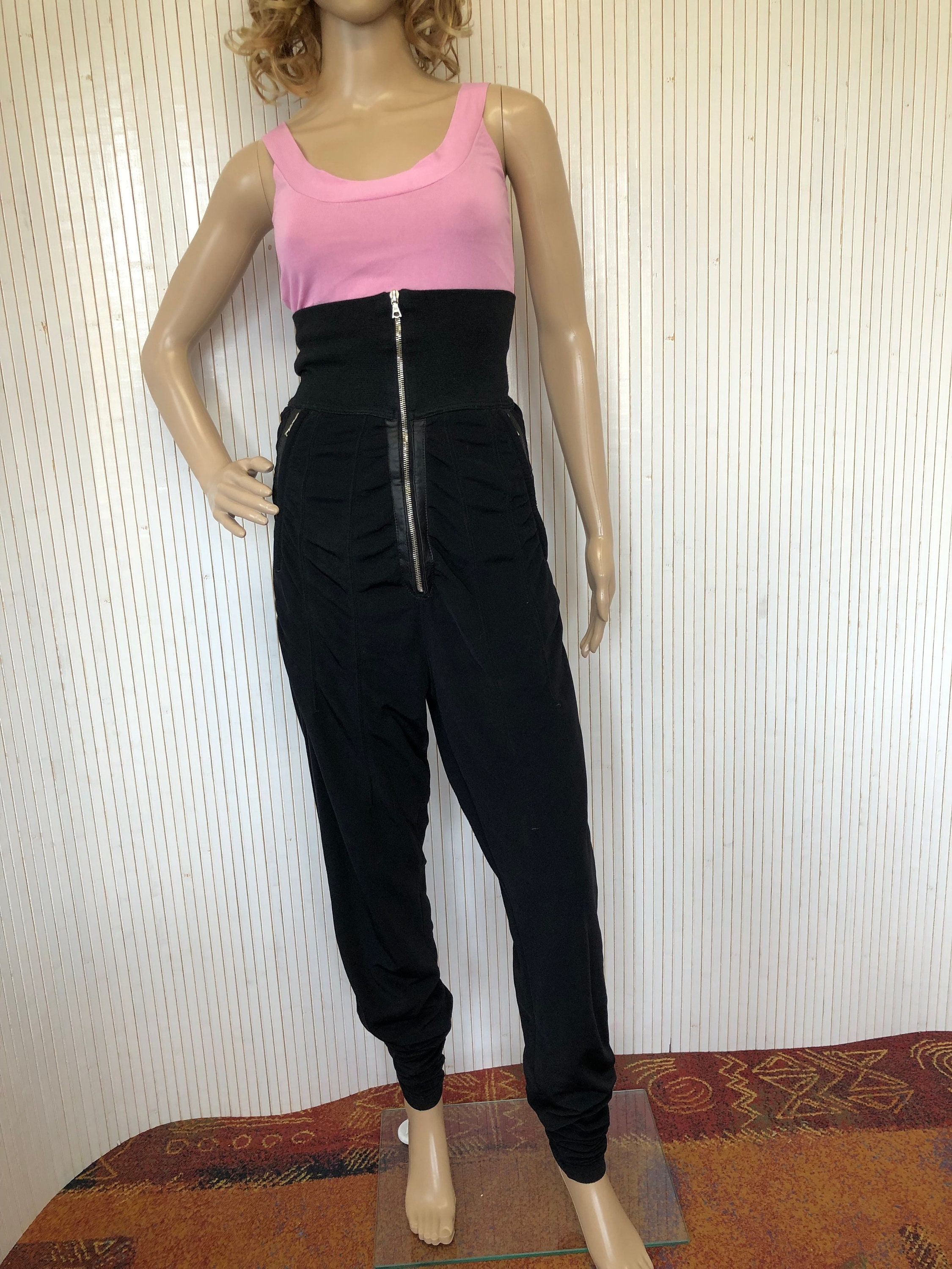 Pantalon Noir Girbaud Avec Agrafes Et Laçage - Taille 38, Occasion Très Bon état, Style Habillé