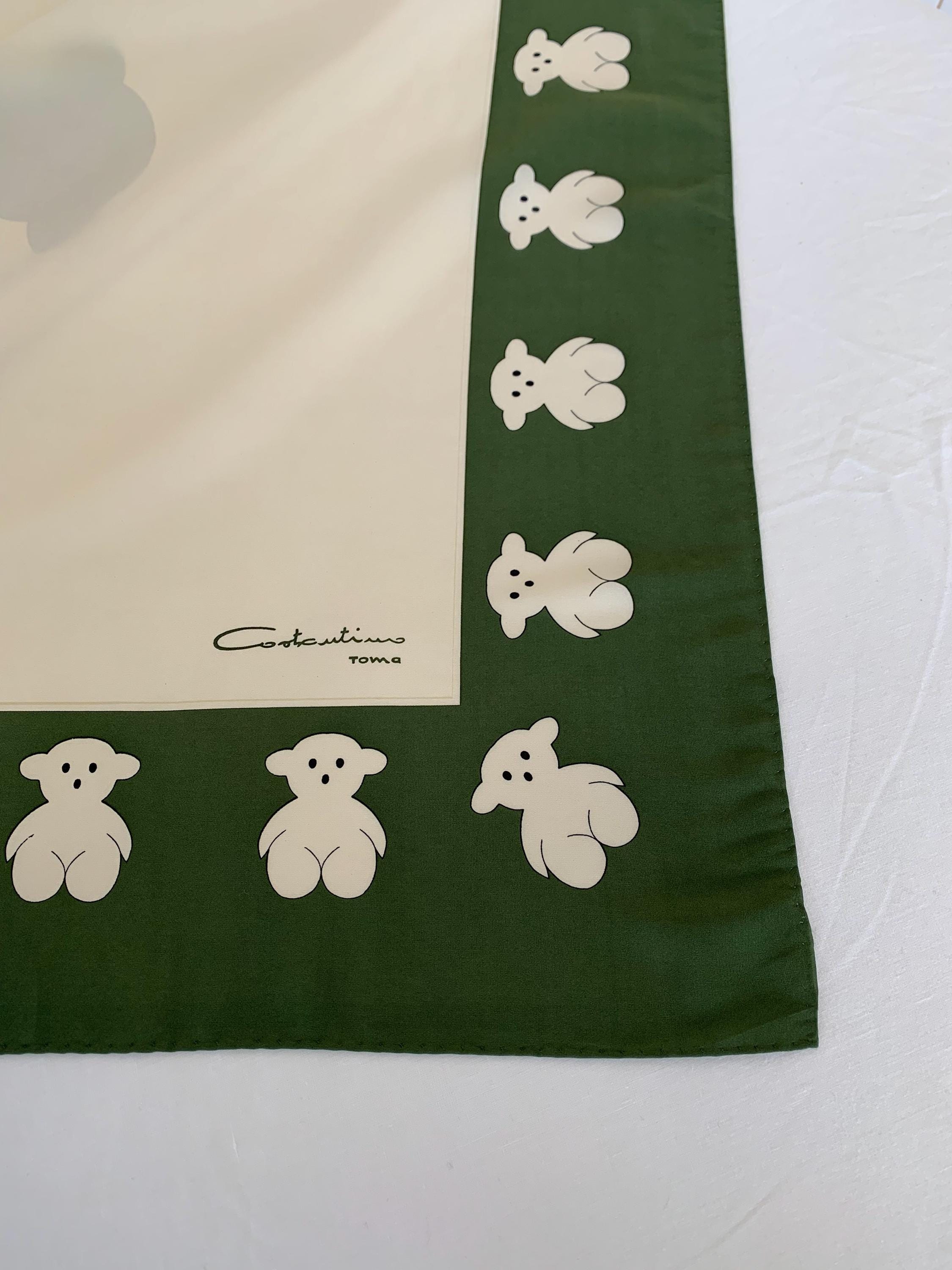 Foulard Carré En Soie Vintage Costantino Roma Motif Nounours - Vert Et Beige, Occasion Très Bon état