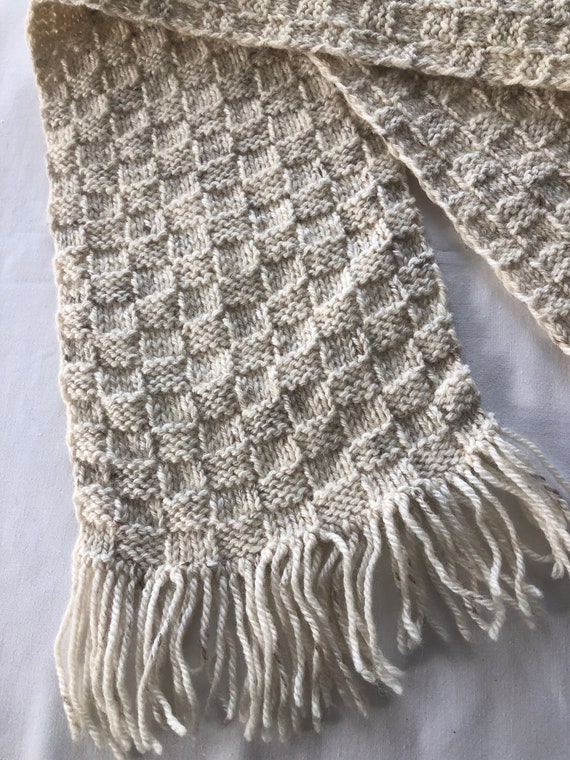 Beige hand knitted wool scarf Vintage Granny squa… - image 4