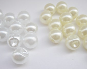 10 X9 APROXmmSINGLE SHANK MUSHROOM BUTTON IN IVORY PEARLCOLOUR