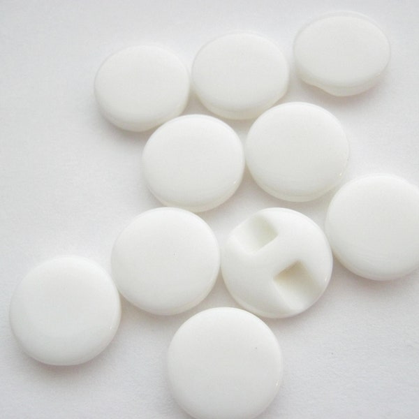 10 White Flat Shank Sewing Buttons 13mm 1/2 inch Resin Plastic Plain White Buttons for Baby Clothing, Blouse Shirt Buttons