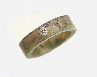 Green Resin Ring with Cubic zirconia, Wood resin jewelry, boho bride ring, regalo para mujer
