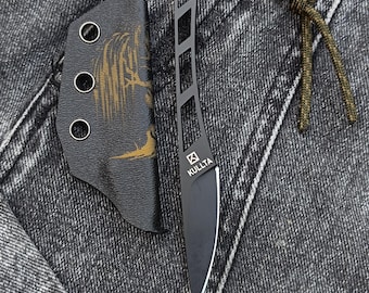 Navaja EDC Skeleton. Acero N690. Modelo VERBA de KULLTA. Navaja ligera de cuello. Hoja fija compacta. Recubrimiento: Cerakote negro.