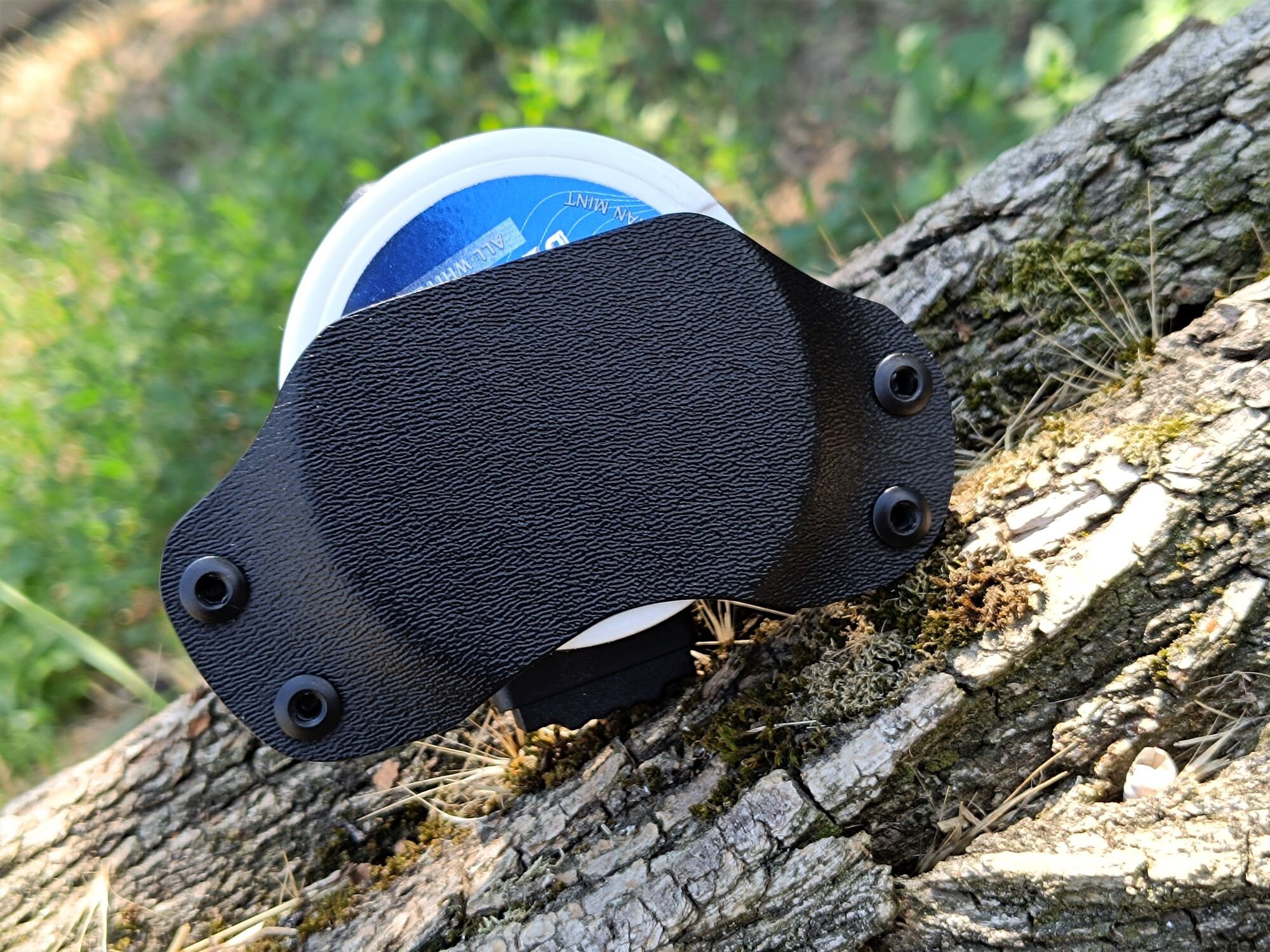 tobacco road adventures kydex Holder kydex. Holster kydex. pouch. Snus case.Olive The Polymer Tourniquet TACO is designed to retain most windlass tourniquets on the market CUSTOM The Road Dog Holster: