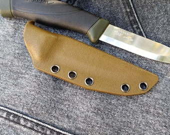Morakniv Companionナイフ用のコンパクトなカイデックス製シース。コヨーテカラー。ハンドメイドのタクティカルカイデックス製シース。